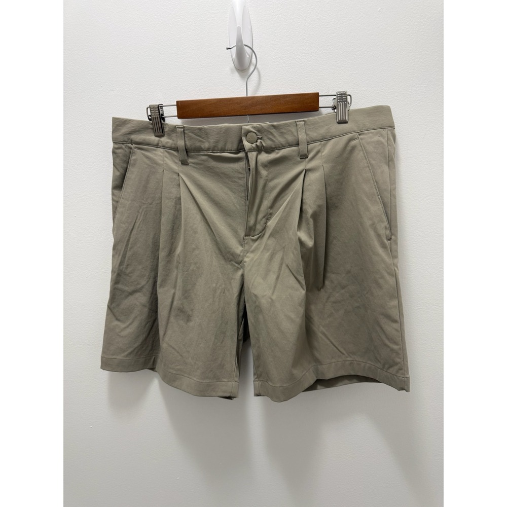 Adidas Go-To PLT Pleated Golf Shorts Putty Beige Mens 34